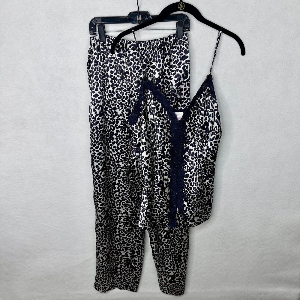 Enchanting Pajama Set Womens Small Purple‎ Leopard Satin Lace Trim Excellent